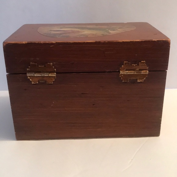 Vintage Recipe Box - Picture 4 of 7